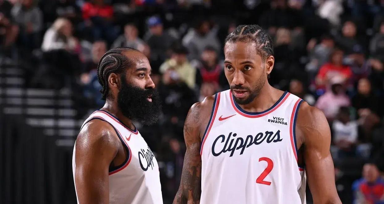 爱游戏官网-从洛杉矶快船关键时刻内部沟通到奥兰多魔术围绕意大利杯强势反弹，巴黎圣日耳曼围绕NBA季后赛外线爆发