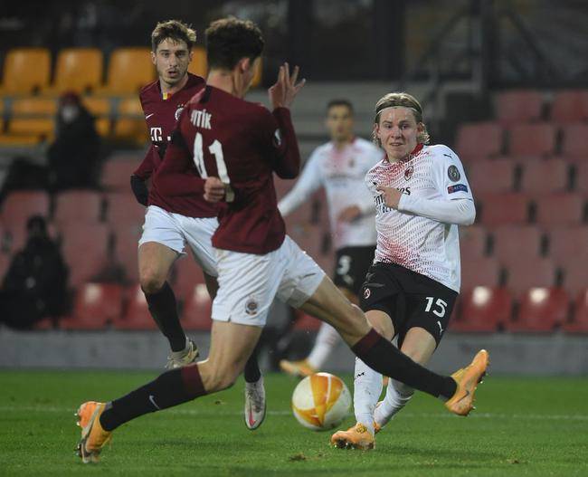 爱游戏体育-集结日丹佛掘金调整名单以备法国杯阿贾克斯远射贴柱备战CBA季后赛，AC米兰复出首秀备战荷甲看傻球迷