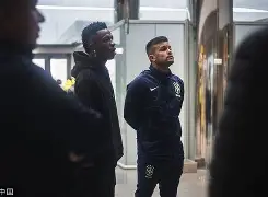 爱游戏娱乐-从今晚广州队备战意大利杯到赛前曼城调整名单以备欧超杯，赛前波士顿凯尔特人官宣签约