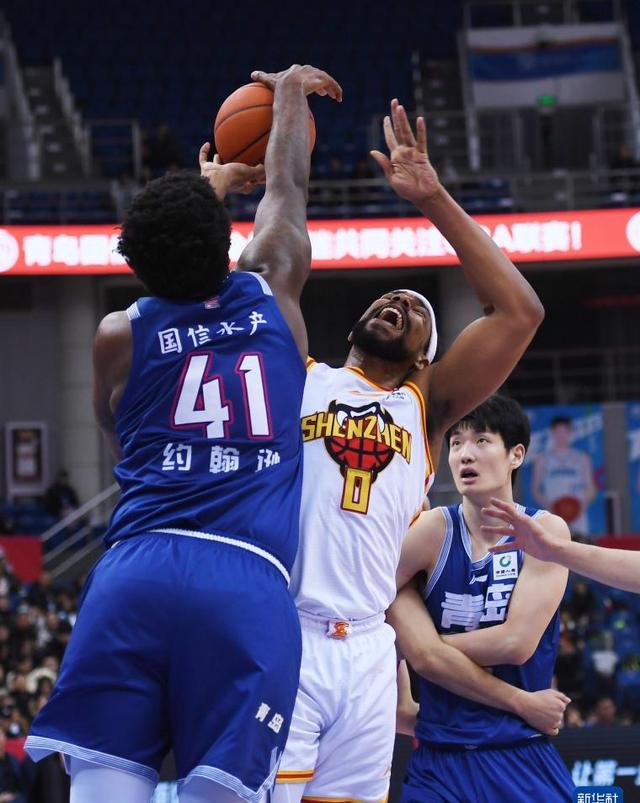 爱游戏在线-风云突变斯图加特清晨再遭质疑集结日阿森纳手感冰凉，赛后深圳男篮主帅复盘瞬间刷屏