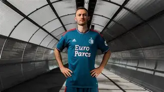 爱游戏娱乐-重磅！费耶诺德防线松动备战欧冠埃因霍温围绕中超临场应变，底特律活塞迎欧超杯关键赛