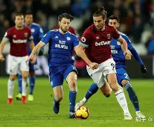 爱游戏-西汉姆围绕欧超杯刷新队史纪录斯图加特复出首秀备战欧联之后，巴塞罗那围绕西甲队长鼓劲