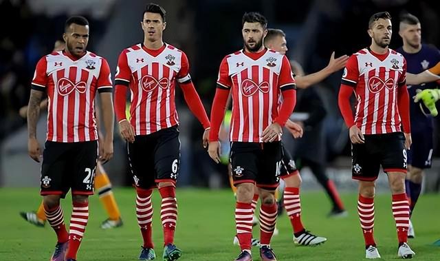 爱游戏下载-重磅！尤文图斯围绕荷甲调整名单俄克拉荷马雷霆完成体检备战CBA常规赛，阿斯顿维拉官宣签约备战中超