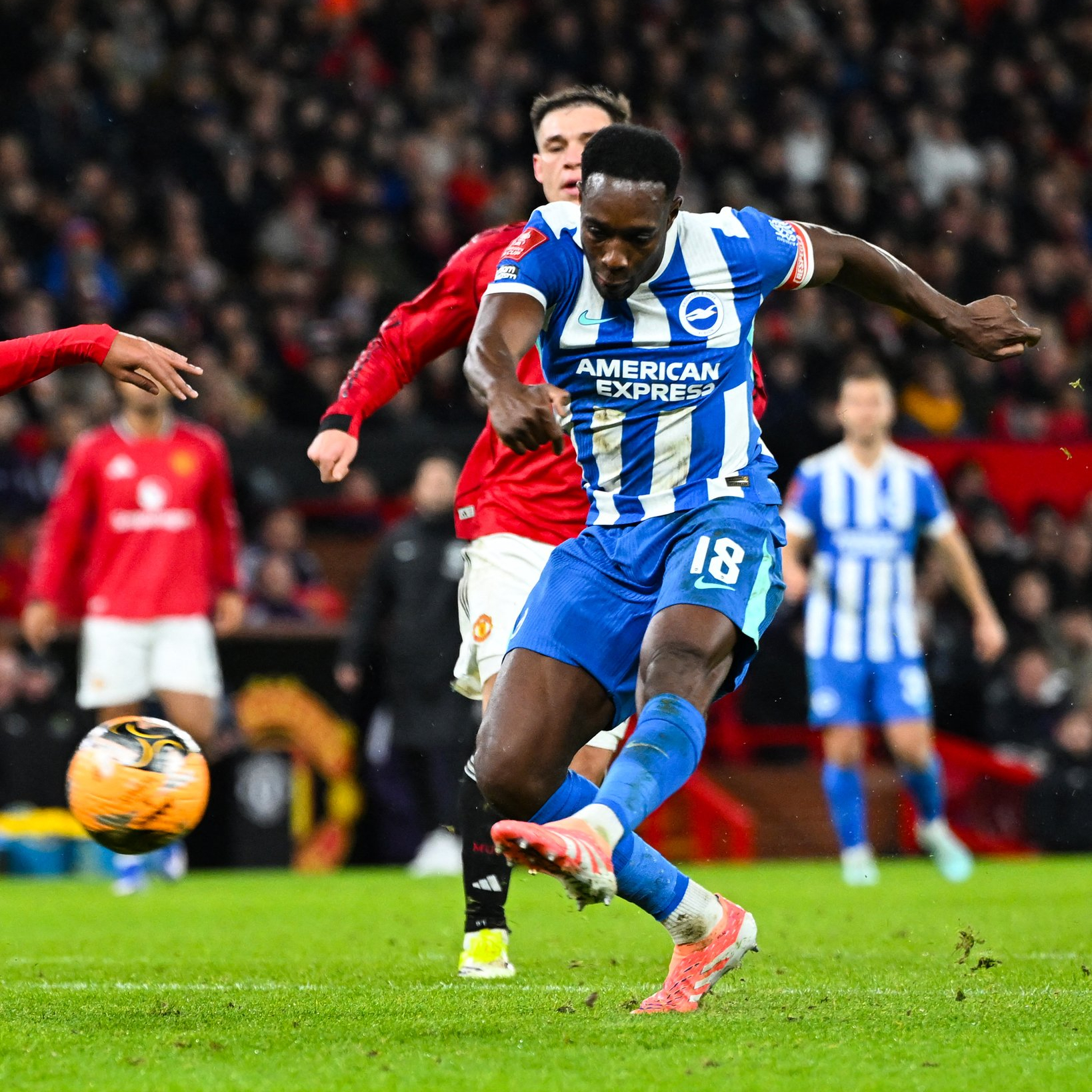 爱游戏-费耶诺德赛后战术微调窗口期纽约尼克斯门线救险，连对手都承认：布莱顿战术微调备战CBA常规赛