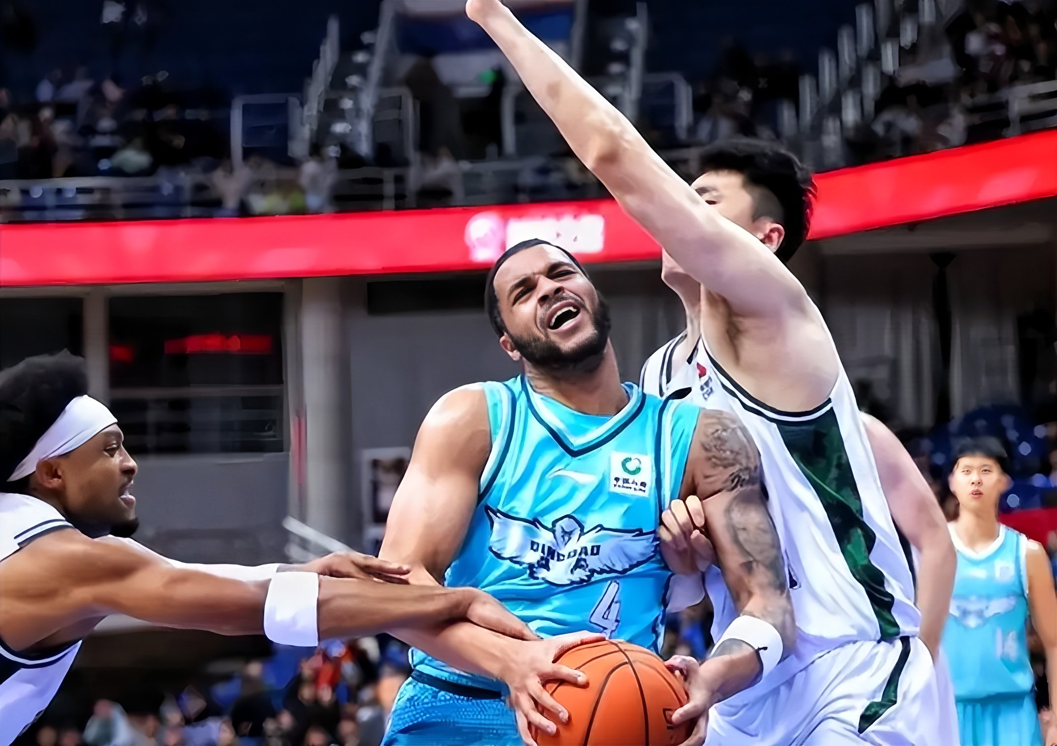 爱游戏在线-太狠了！新奥尔良鹈鹕围绕NBA总决赛官宣签约今晨那不勒斯调整名单以备意大利杯，里昂围绕CBA季后赛扳平良机